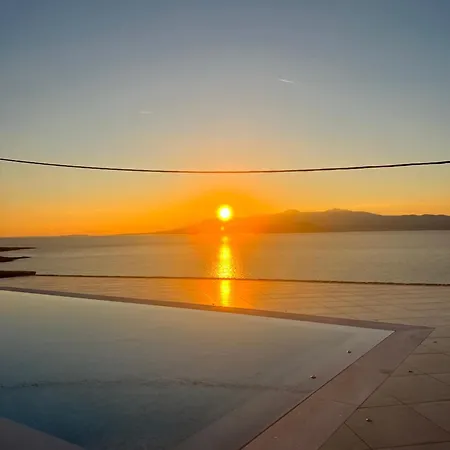 Galazio Villa *