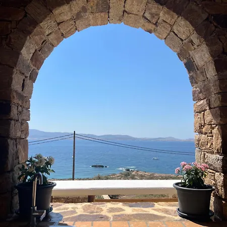 Galazio Vila Stelida (Naxos)